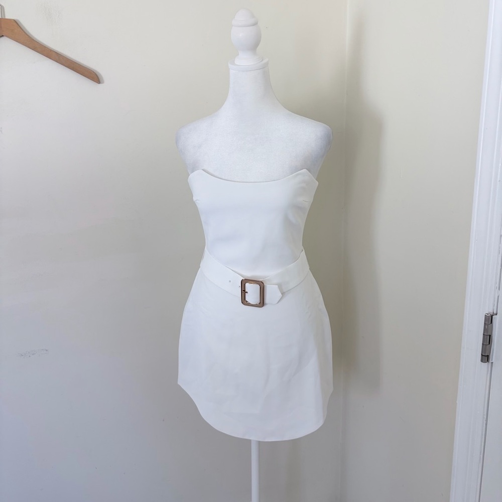 NWT $238 AMANDA UPRICHARD JOSS MINI DRESS with belt white XS